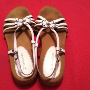 Tan sandals!