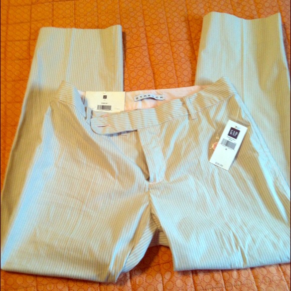 GAP Capri pants nwt - Picture 1 of 3