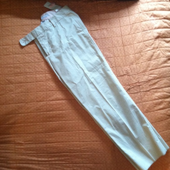 GAP Capri pants nwt - Picture 3 of 3