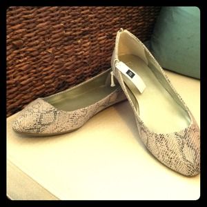 GAP Snakeskin flats
