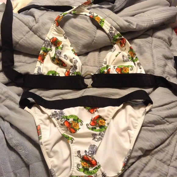 Venus bikini