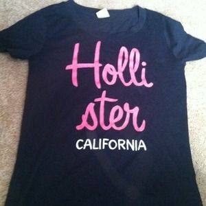 Hollister tshirt