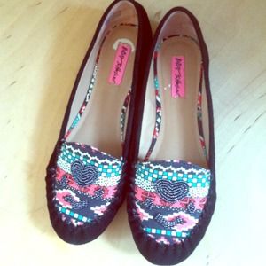 Betsey Johnson mayhemm flats