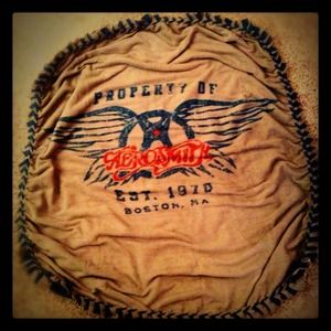 Ventage print handmade Aerosmith blanket!