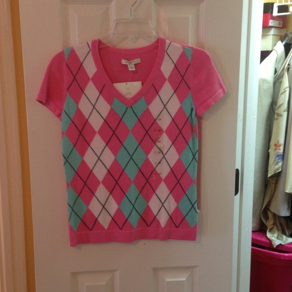 Short sleeve sweater