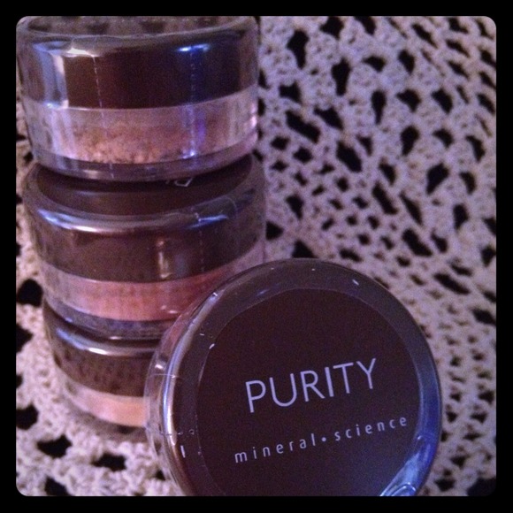 Reserved Purity Mineral Makeup Kit 4 Pack Nwt