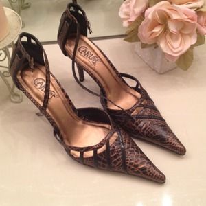 Carlos Santana and the turquoise Franco Sarto