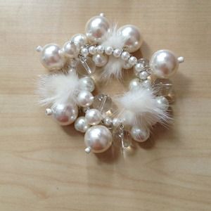 FINAL PRICE Ivory lace cluster bead & fur bracelet