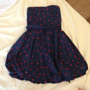 Abercrombie & Fitch strapless bubble dress