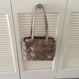 Recycled Seatbelt medium tote style handbag tan