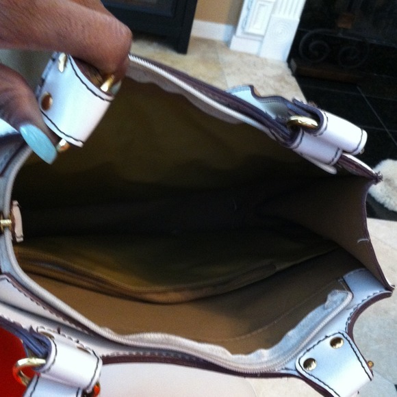 Purse - Picture 3 of 3