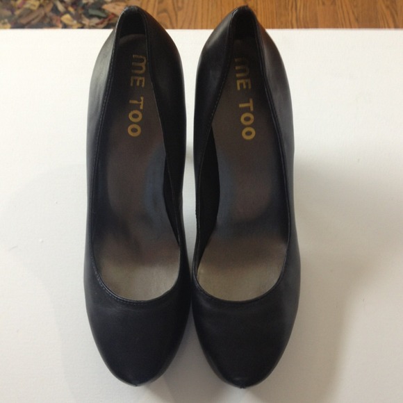 Me Too black heels