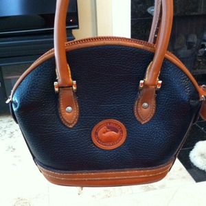 Black and brown Dooney&Bourke purse