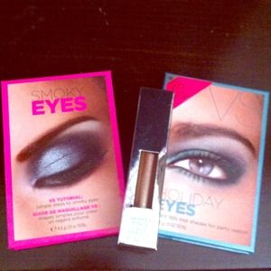 Brand new-  VS MAKEUP BUNDLE💄