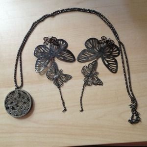 Metal Butterfly necklace earrings set