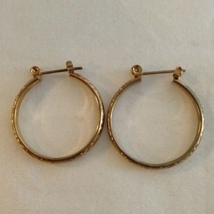 SOLD@wwhorton Gold earrings