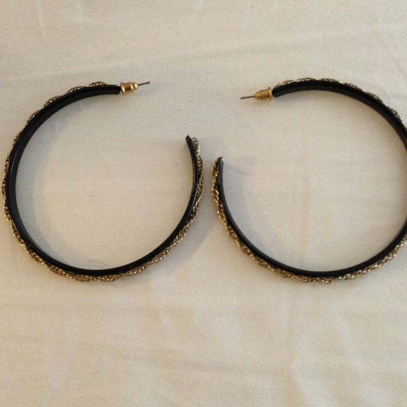 SOLD@wwhorton Gold and black hoop earrings