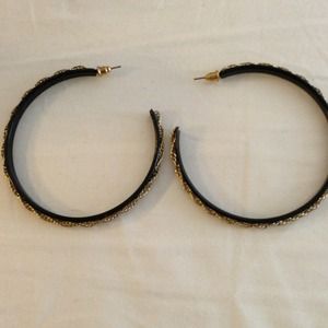 SOLD@wwhorton Gold and black hoop earrings