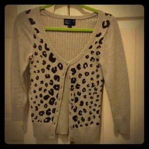 American Eagle cardigan