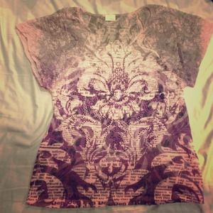 Lace sleeve fleur de lis