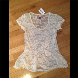 White lace peplum shirt new with tags
