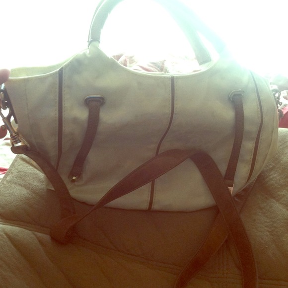 Cute Jessica Simpson purse