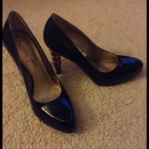 Black Jessica Simpson pumps