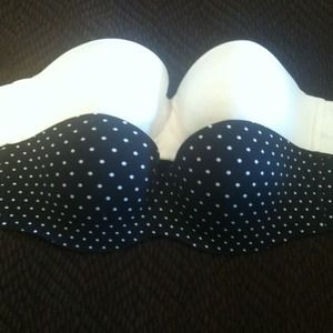 2 Victoria Secret strapless bra's