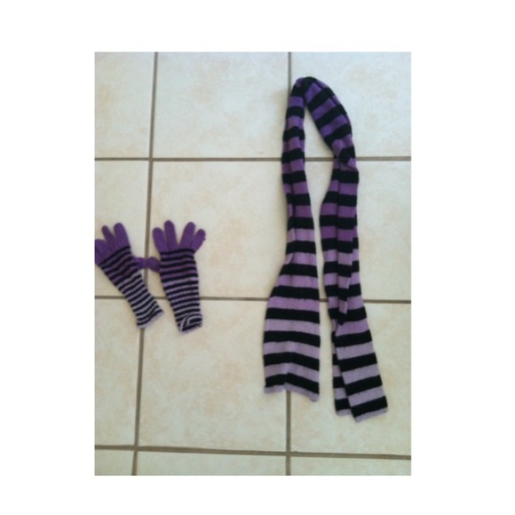 ✨ PURPLE OMBRE SCARF & GLOVES ✨