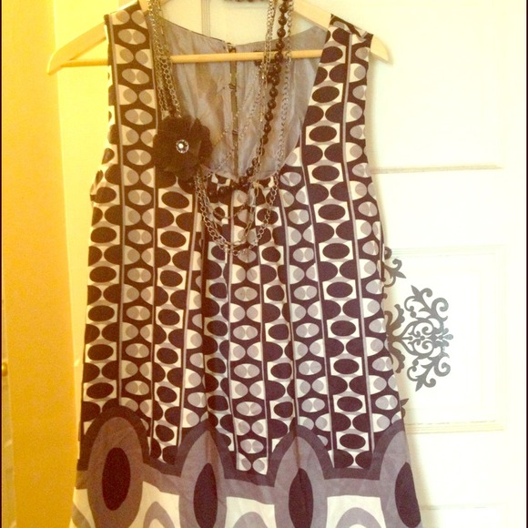 Black and white sleeveless dress size med - Picture 1 of 1