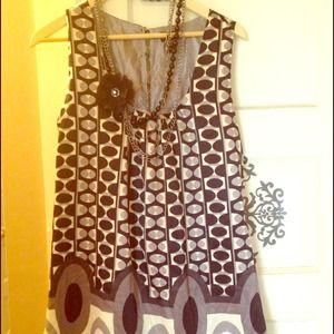 Black and white sleeveless dress size med