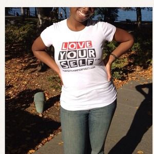 Free Love yourself t-shirt!