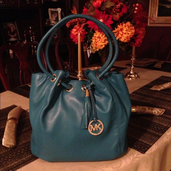 Michael Kors Handbags - MK ring Tote