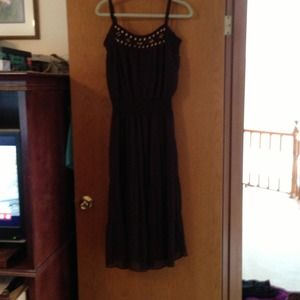 🚫SOLD🚫Brown Summer Dress with Wood Beaded Detail