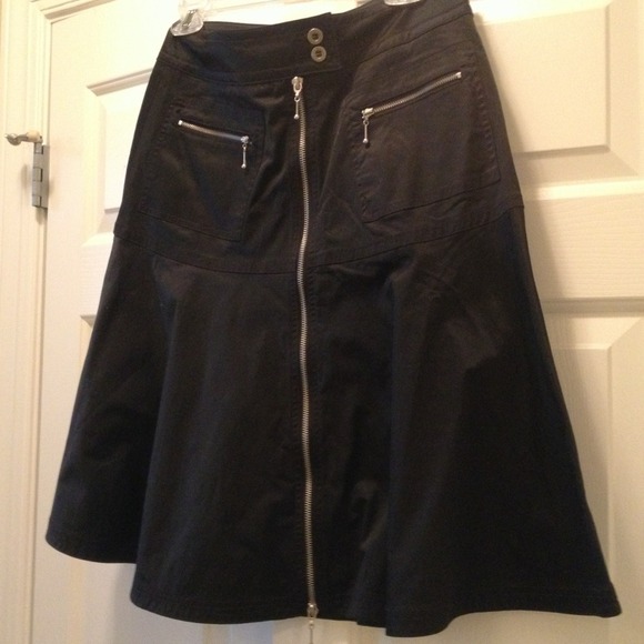 Kenar Black Skirt