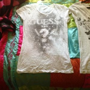 💖I'm selling 2 guess shirts like new