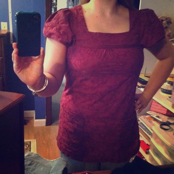 SOLD IN BUNDLE! Billabong maroon long shirt