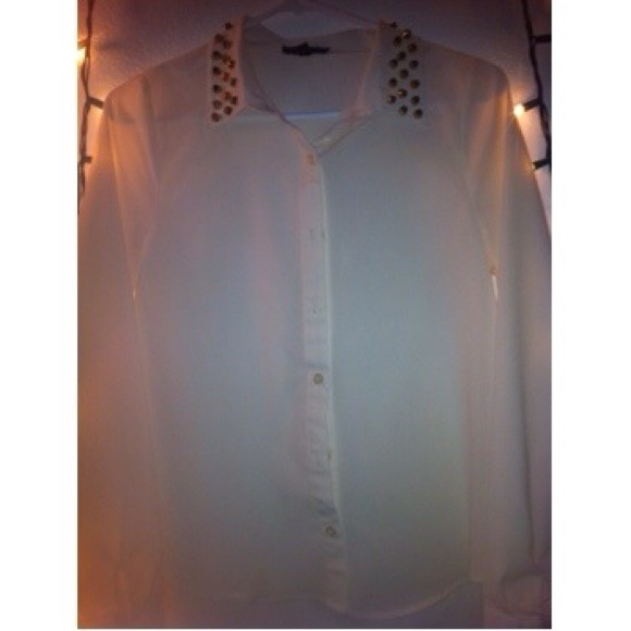cute studded button up top with back cutout !