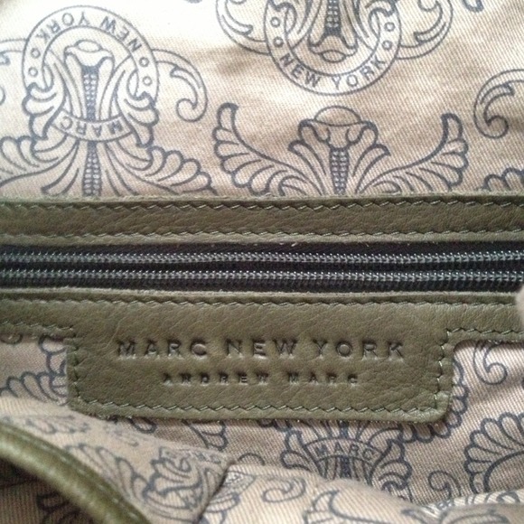 Andrew Marc Handbag in Olive Green - Picture 2 of 4