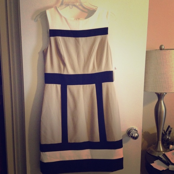 Sheath color block dress