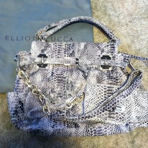 Elliot Lucca/RESERVED