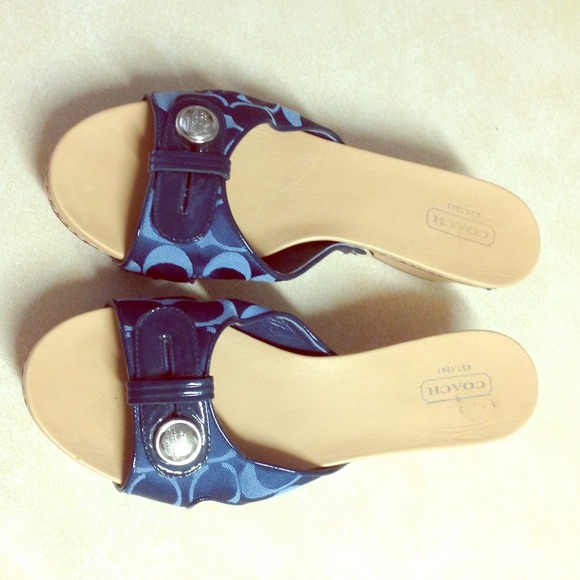Authentic coach shoes