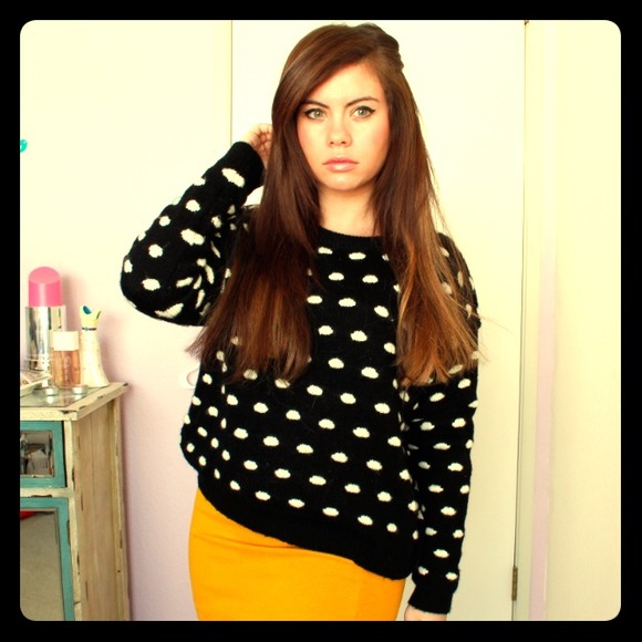 Forever 21 Sweaters - SOLD! Forever 21 black & white polka dot sweater