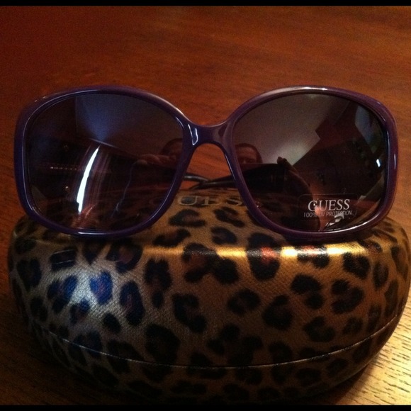 Sold😎Guess sunglasses😎