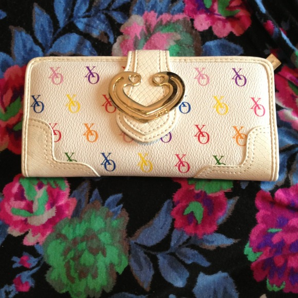 xoxo Clutches & Wallets - Bundle for @geraldin  ☺️