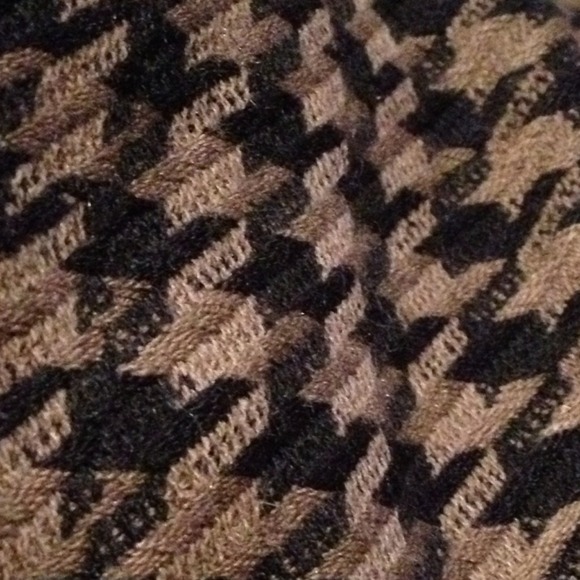 CLOSING SALE Chan Luu 2-Way Infinity Scarf - Picture 2 of 4