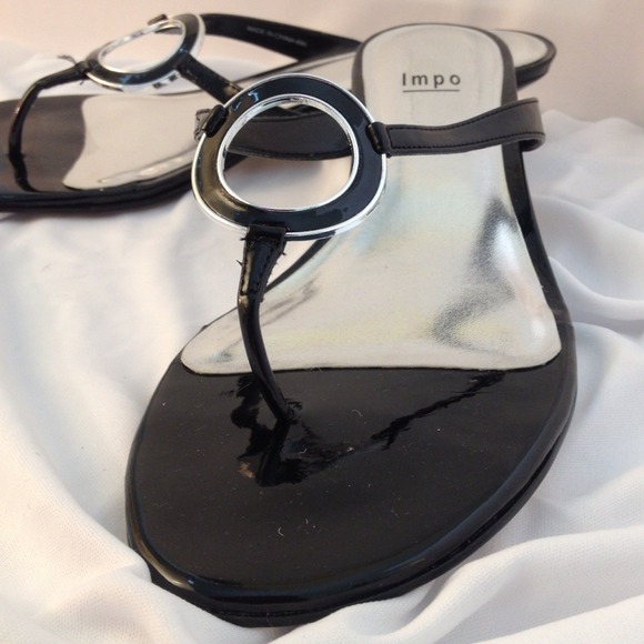 Perfect for summer! Kitten heel sandals