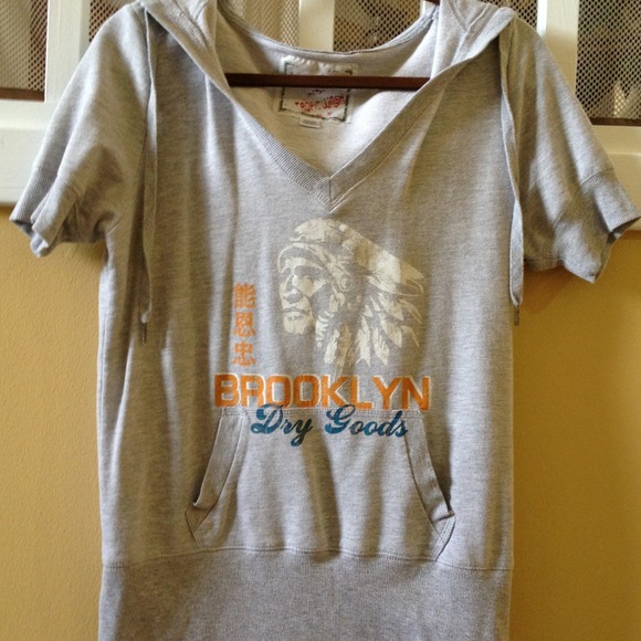 Super comfy hooded top