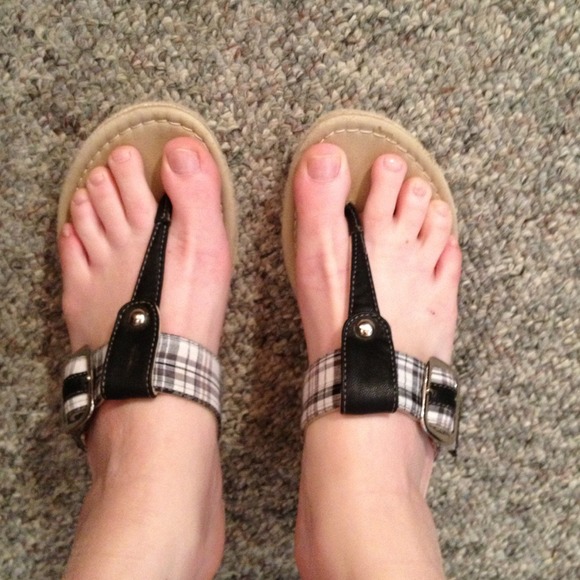 Cute summer shoes - Picture 2 of 3