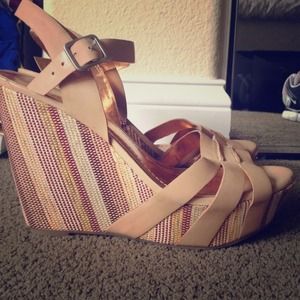 NEVER WORN bcbgeneration wedges.